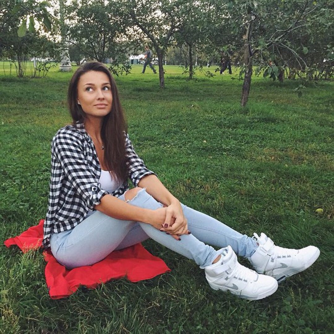 Проститутка Питера Леся с 3 размером груди предлагает интим услуги у метро Звездная  +7(981)214-21-80  - фото 2