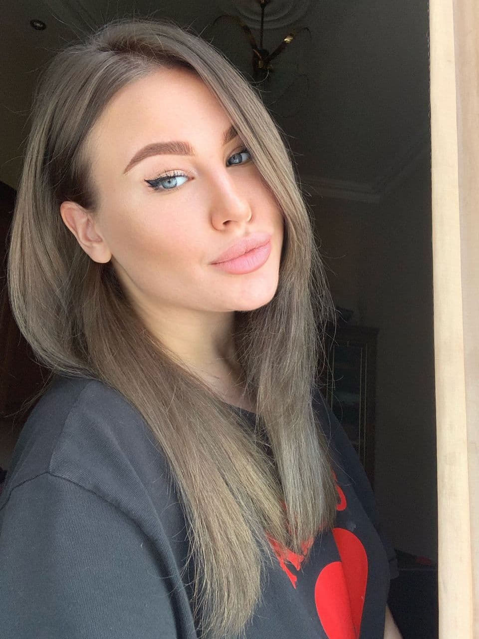 Проститутка Питера Лера с 4 размером груди предлагает интим услуги у метро Достоевская  +7(981)155-42-85 