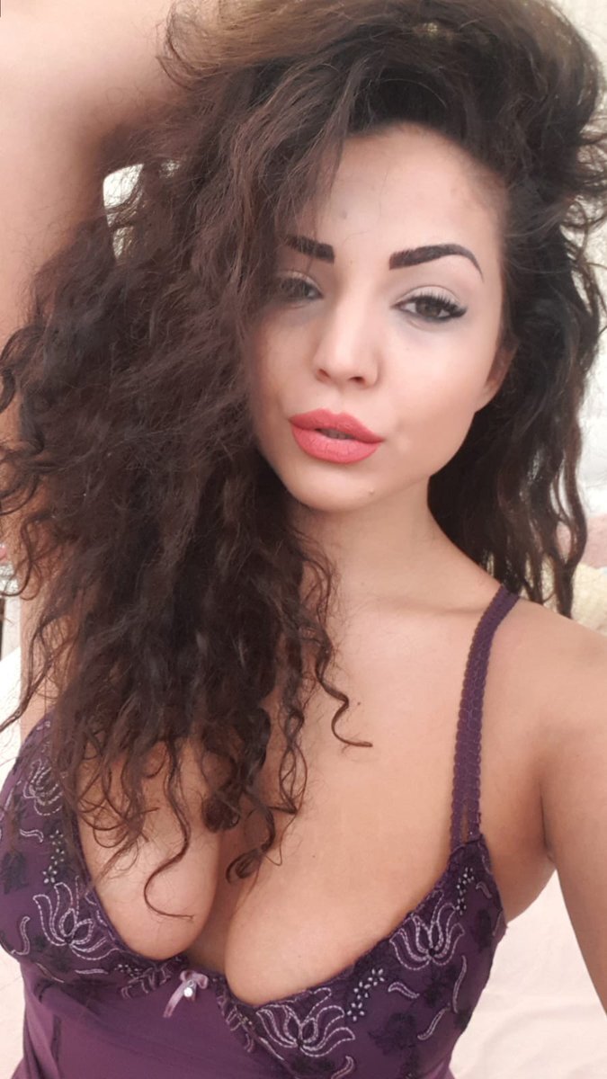 Проститутка Питера Кира с 2 размером груди предлагает интим услуги у метро Спасская  +7(981)136-33-84 - фото 6