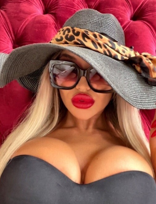 Проститутка Питера Маша с 5 размером груди предлагает интим услуги у метро Волковская  +7(981)136-33-84 - фото 2