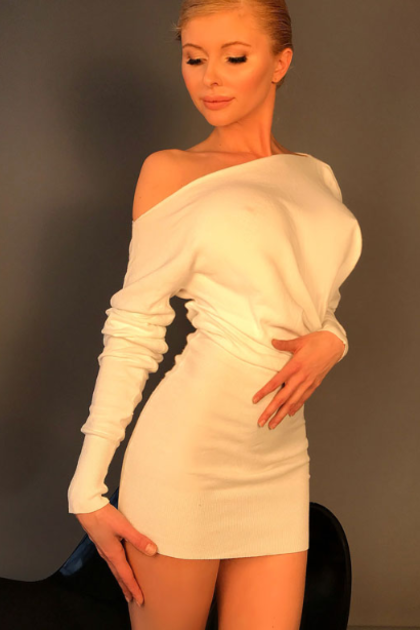 Проститутка Питера Вероника с 3 размером груди предлагает интим услуги у метро Садовая  +7(921)023-39-15 